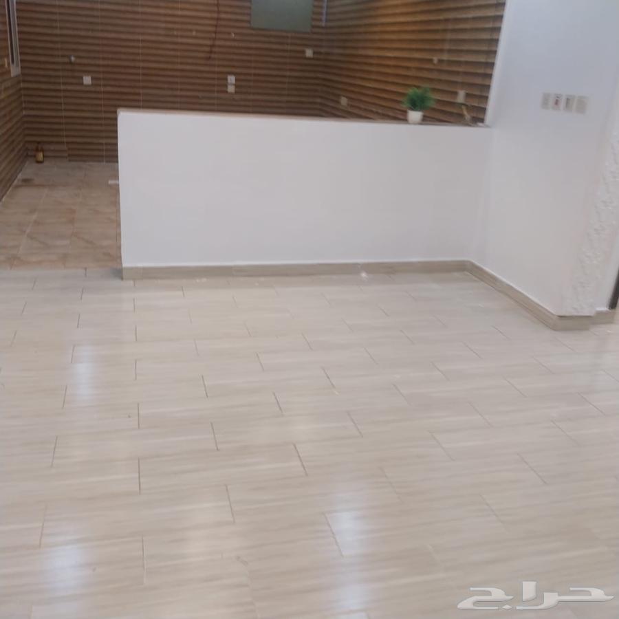 شقة 5 غرف في الخضراء 20