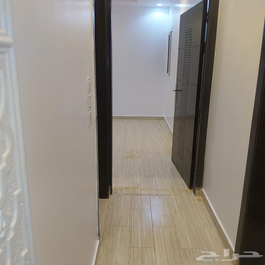 شقة 5 غرف في الخضراء 21