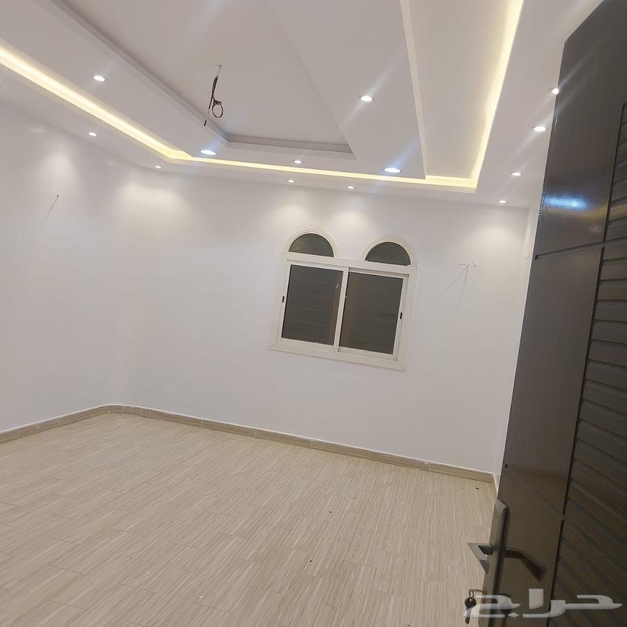 شقة 5 غرف في الخضراء 32