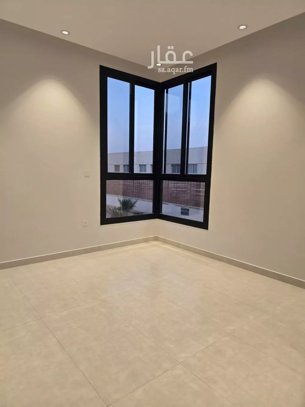 شقة 4 غرف في الصفا 8