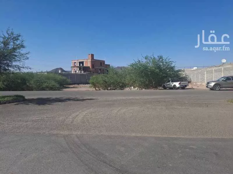 أرض 3712 م² في الغابة 4