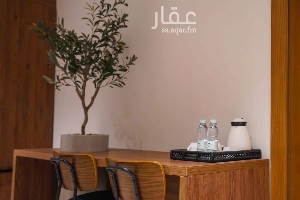 شقة 1 غرف في النفل 4