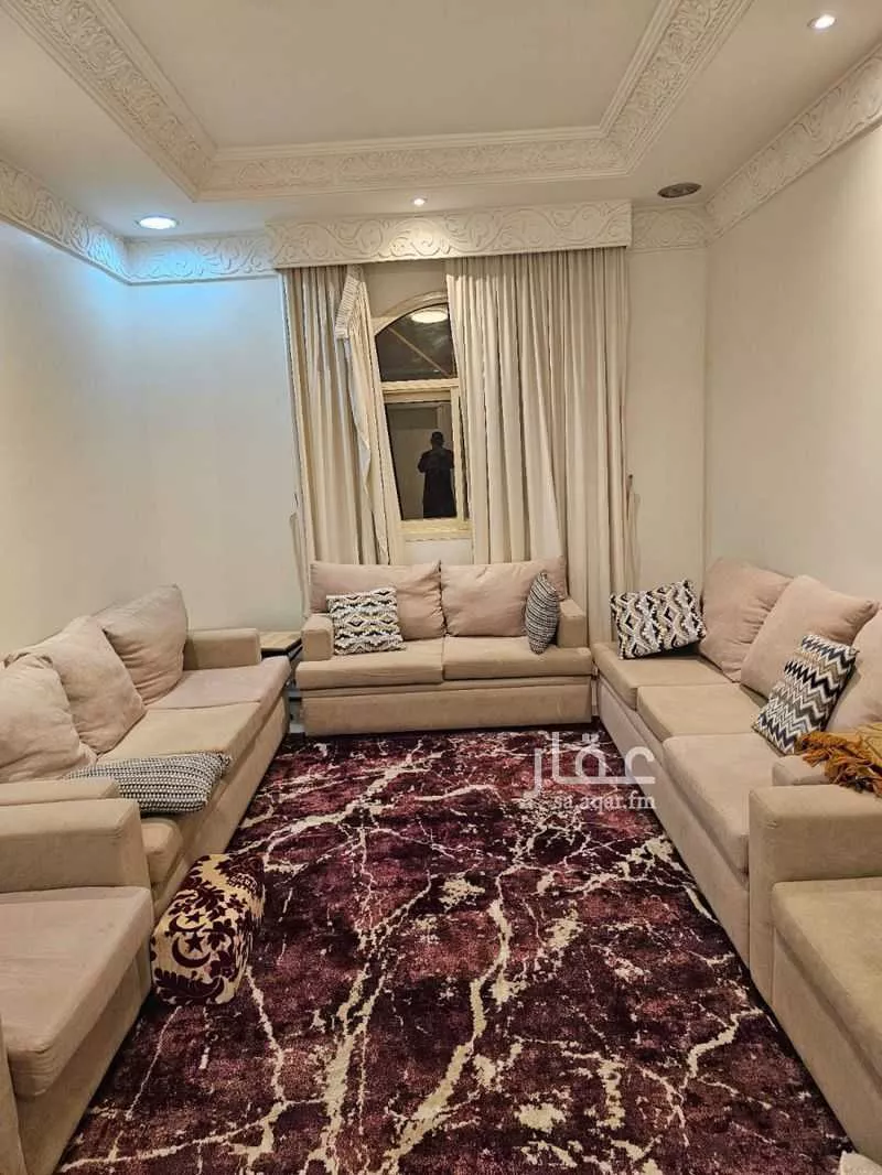 4 bedroom apartment in Dhahrat Laban 8