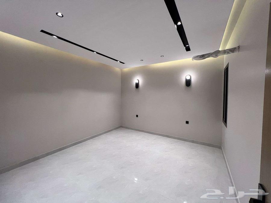 شقة 5 غرف في ولي العهد 15