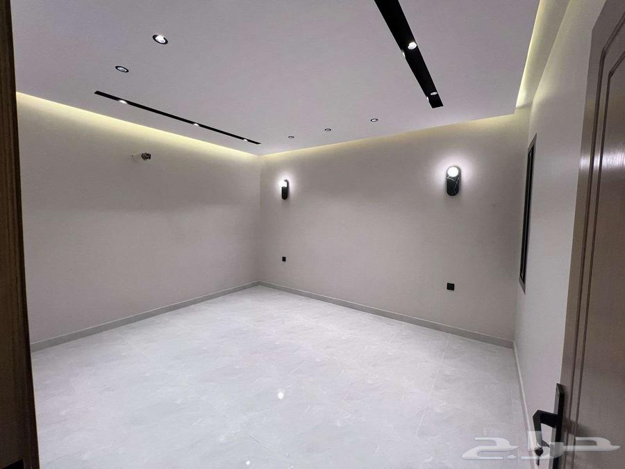 شقة 5 غرف في ولي العهد 19