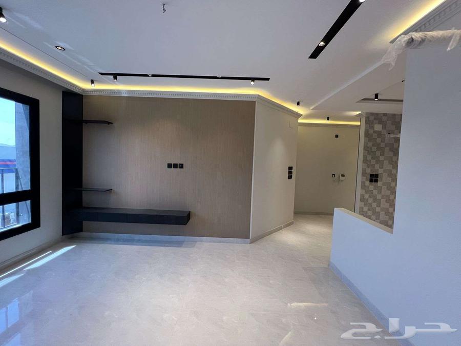 شقة 5 غرف في ولي العهد 20