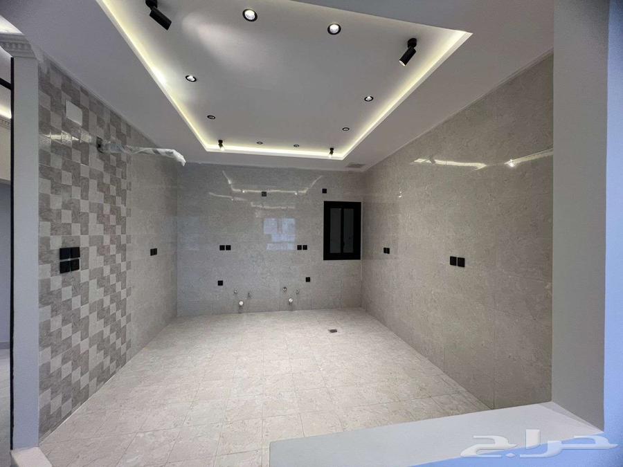 4 bedroom apartment in Wali Al Ahd 3