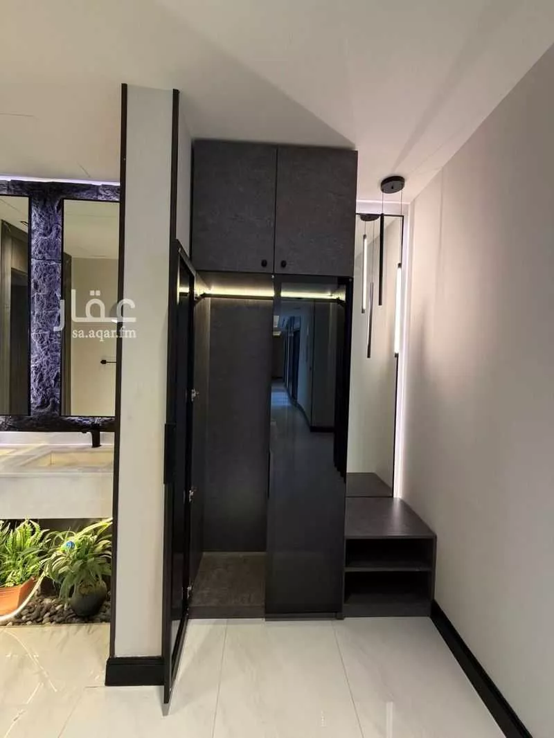 فيلا 8 غرف في الشراع 8