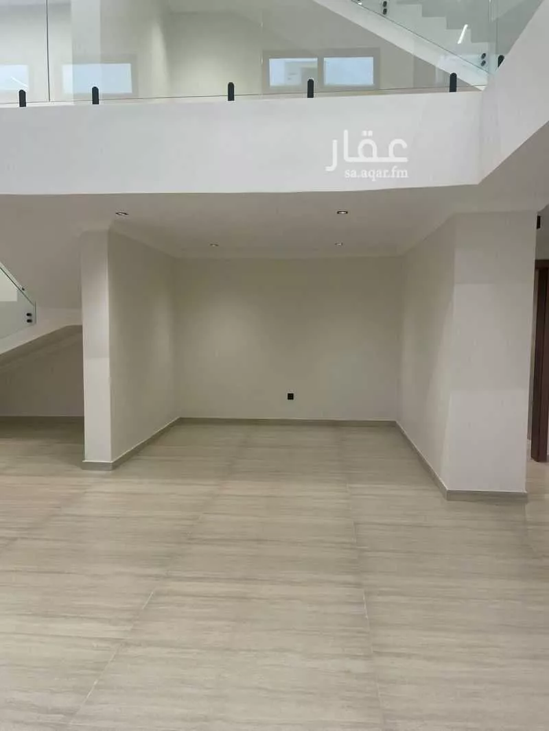 فيلا 5 غرف في الياقوت 8