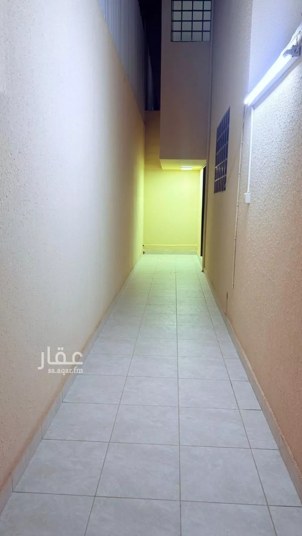 دور 2 غرف في السعادة 8