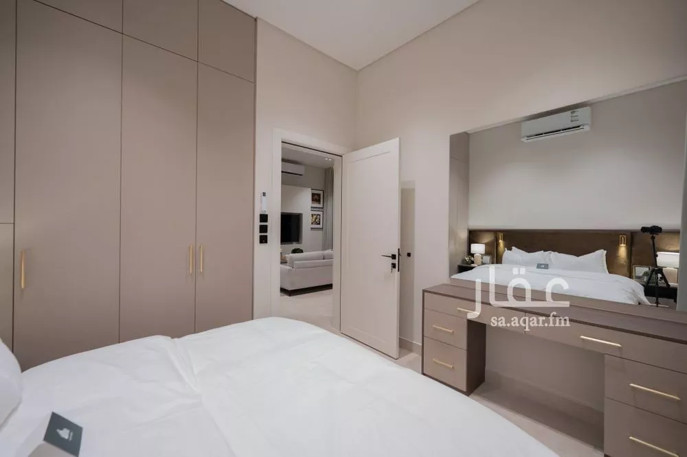 شقة 2 غرف في العليا 4