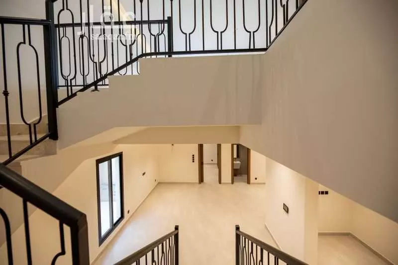 دور 3 غرف في الشرق 10