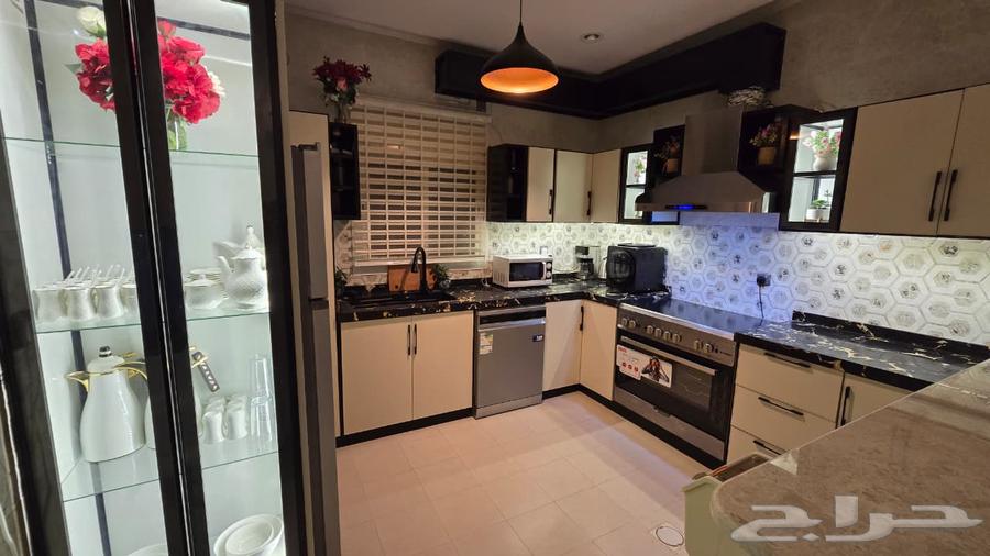 2 bedroom apartment in Al Salam 6