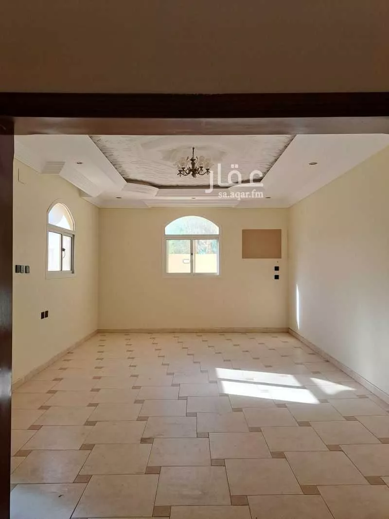 فيلا 4 غرف في الحمدانية 5