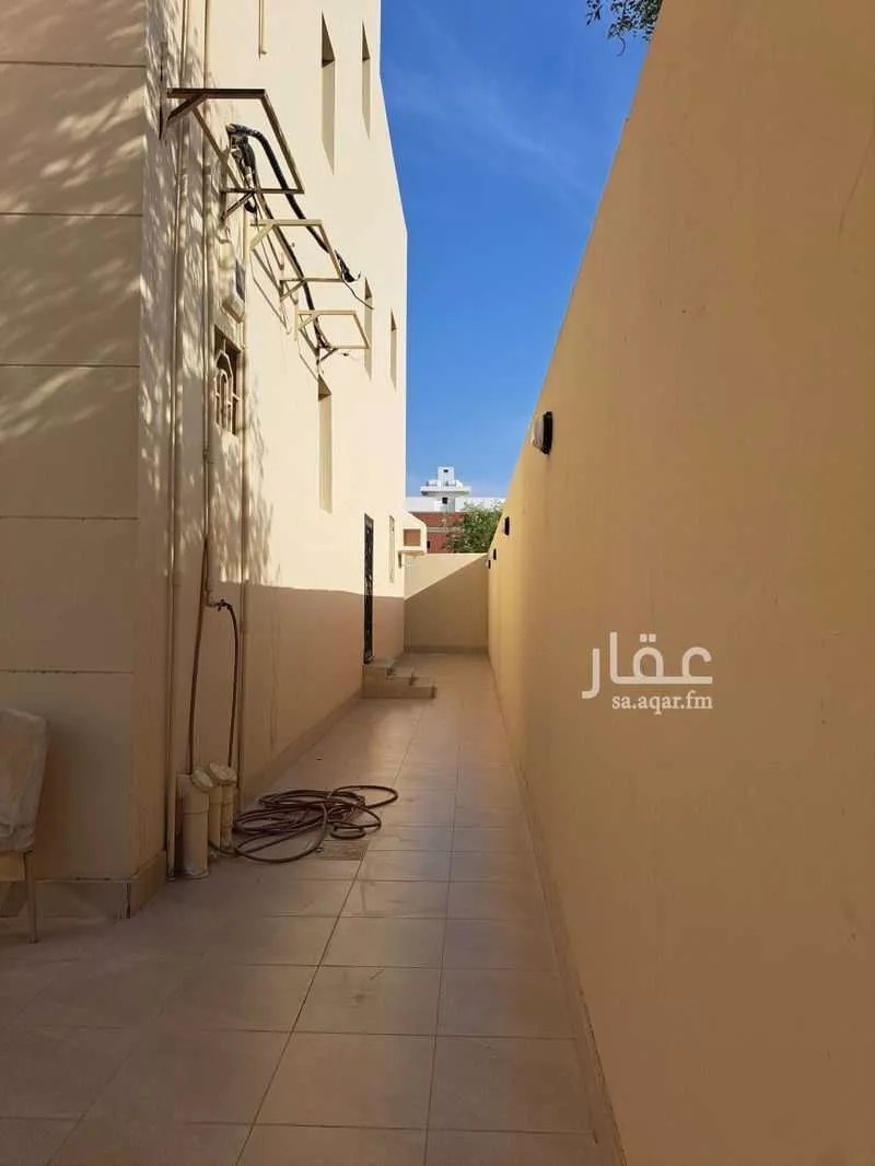 فيلا 4 غرف في الحمدانية 5