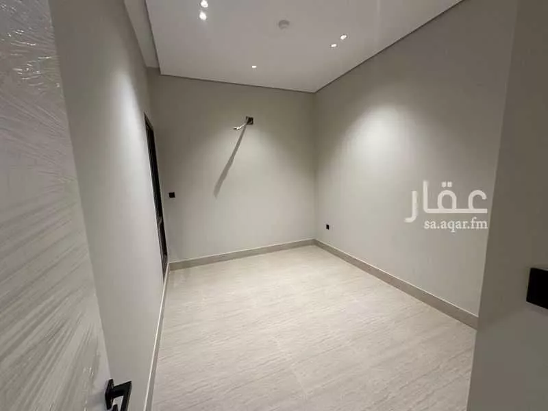 شقة 3 غرف في الرمال 7