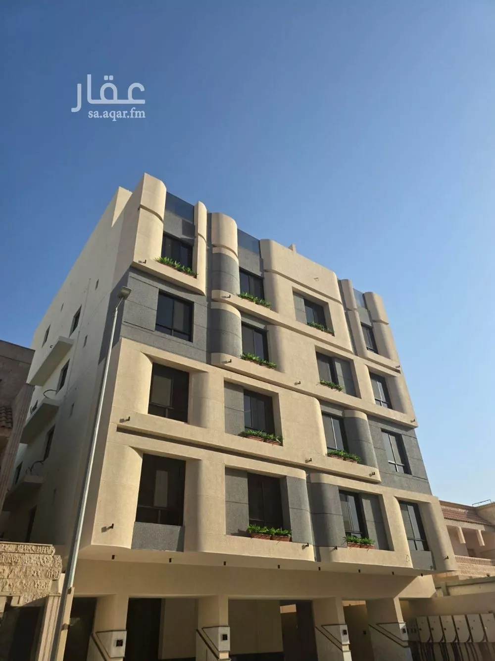 3 bedroom apartment in Al Naeem 8
