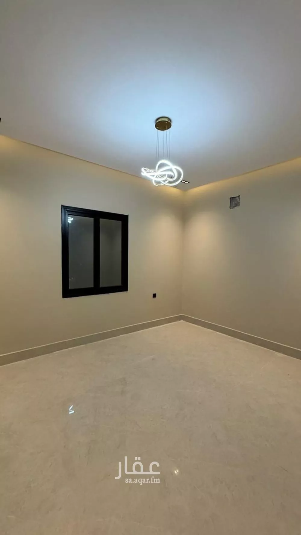 فيلا 6 غرف في الأمواج 4