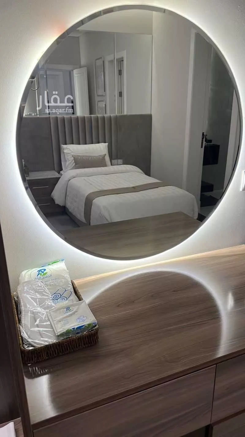 شقة 2 غرف في الملقا 8