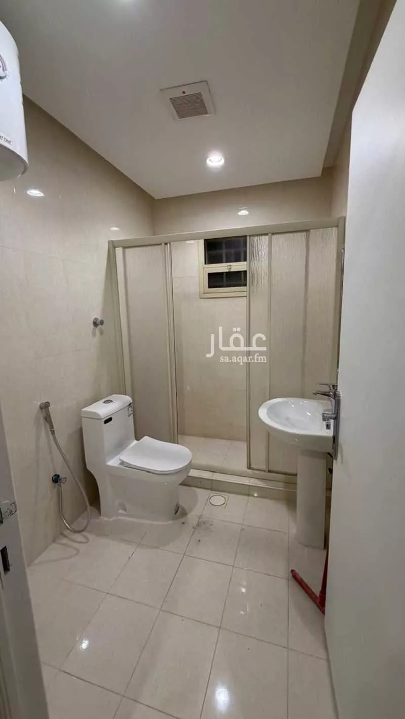 4 bedroom apartment in Al Malqa 17