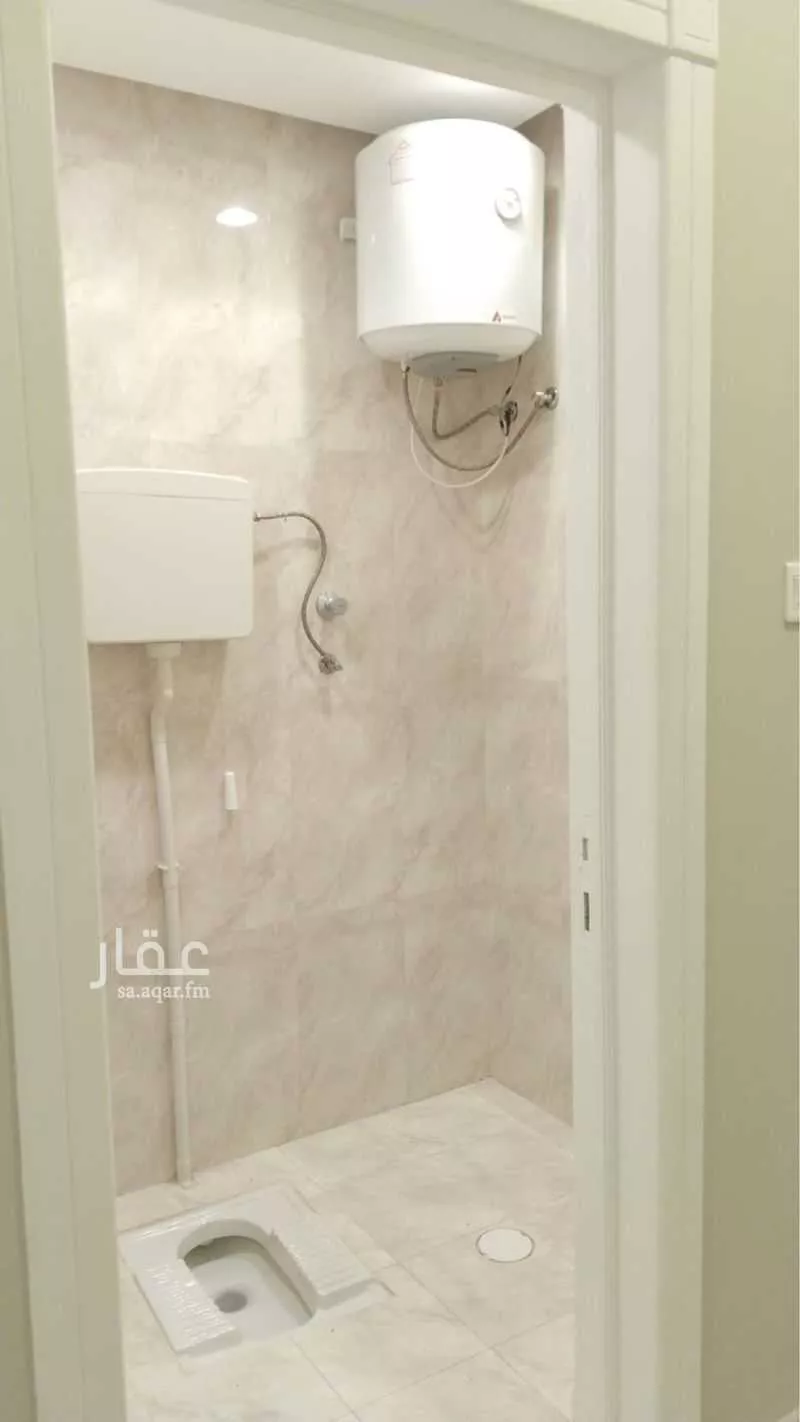 شقة 4 غرف في الملقا 24