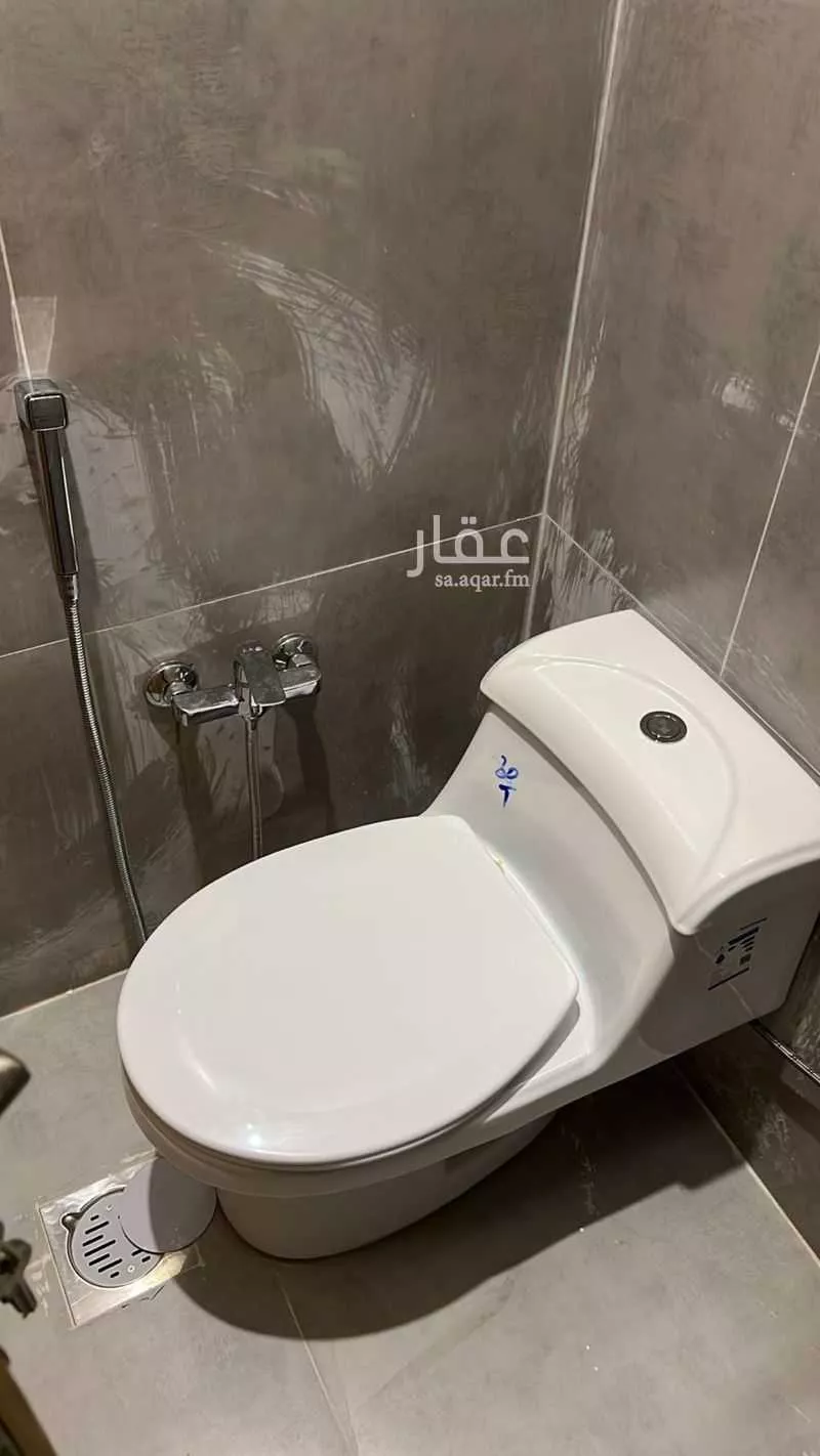 فيلا 1 غرف في العارض 14