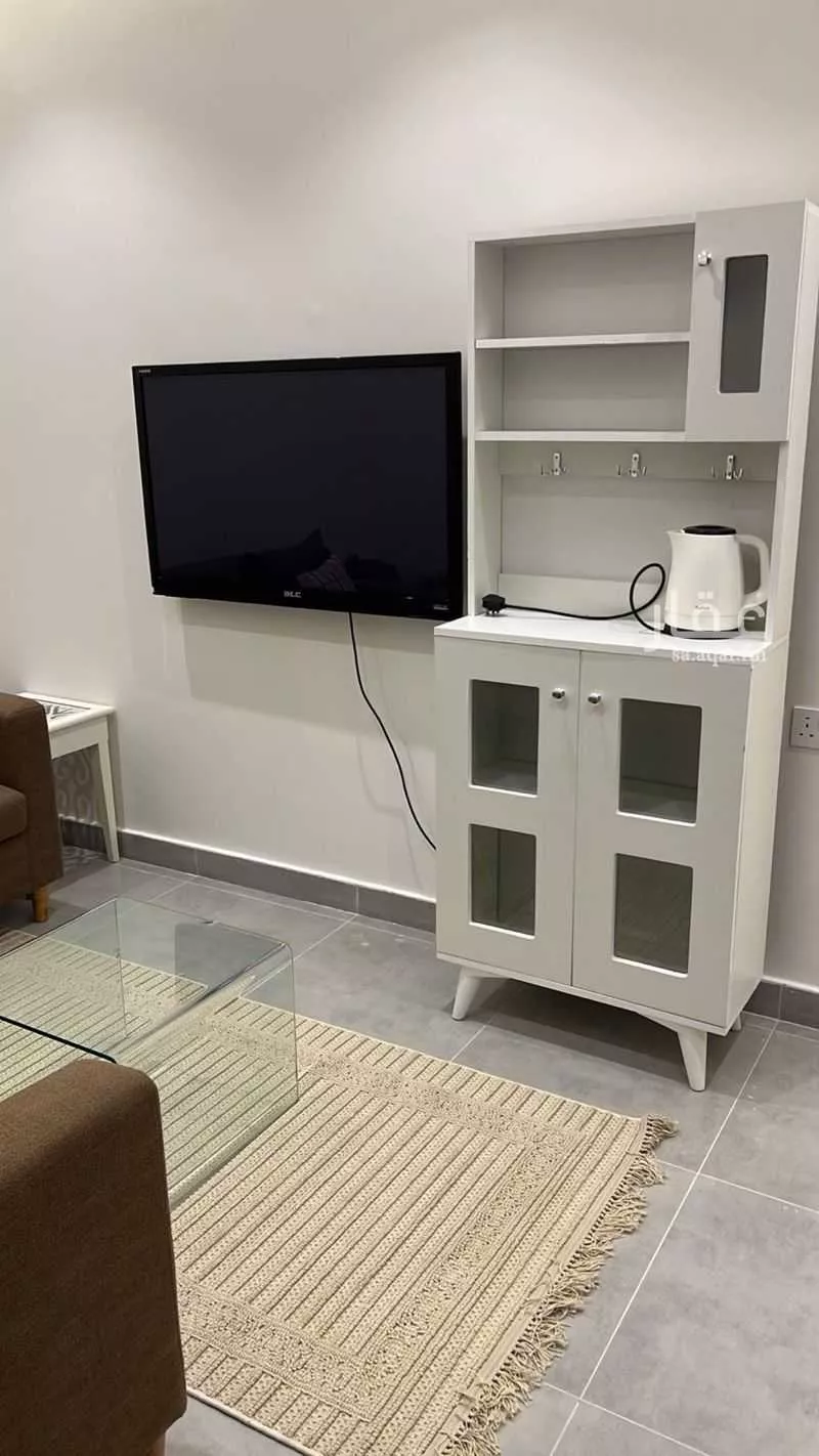 فيلا 1 غرف في العارض 17