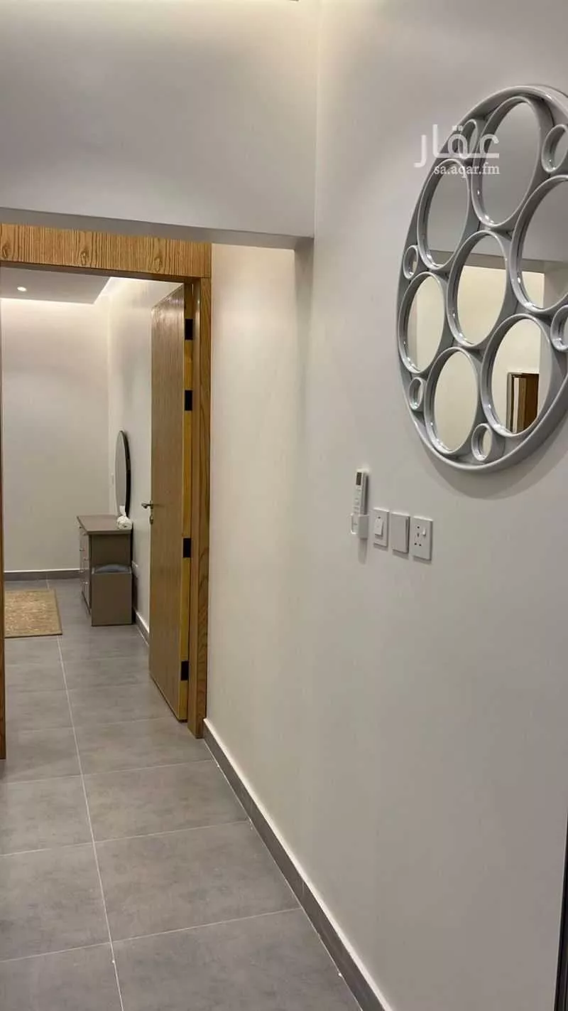 فيلا 1 غرف في العارض 8