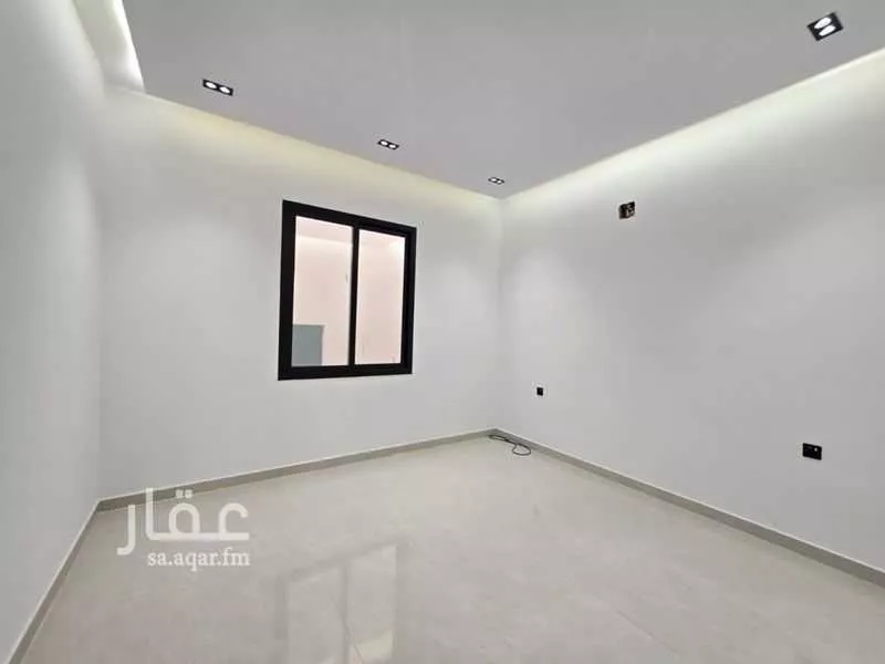 فيلا 6 غرف في طويق 13