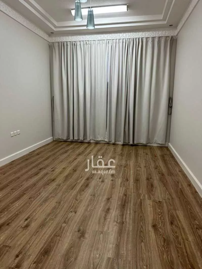 شقة 4 غرف في الروابي 2