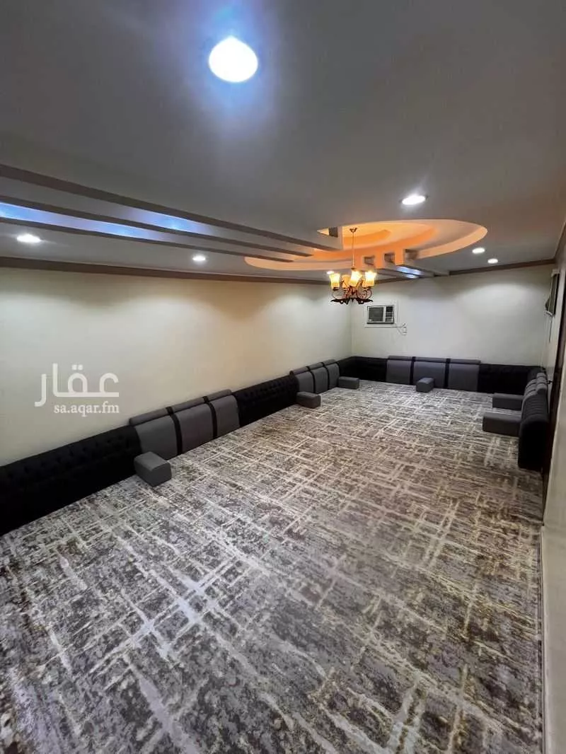 شقة 6 غرف في بطحاء قريش 7