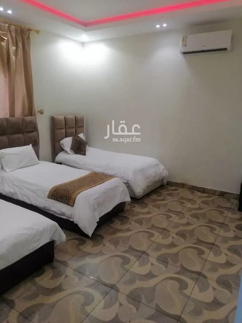 18 bedroom floor in Al Aqiq 6