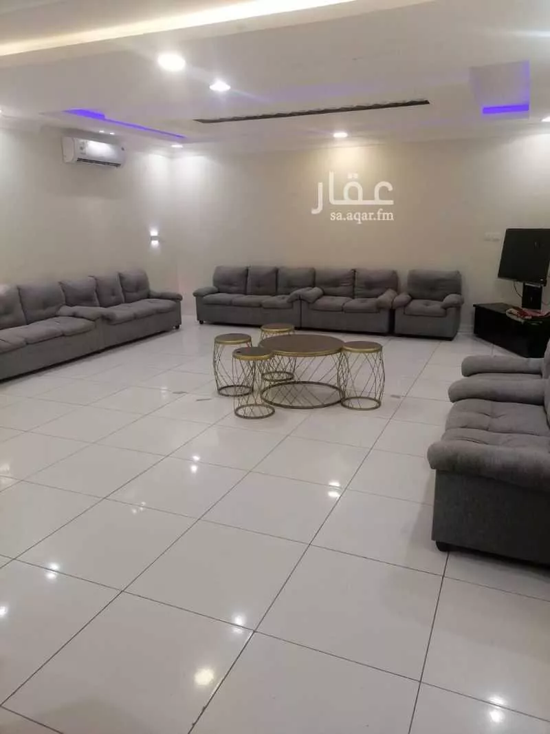 18 bedroom floor in Al Aqiq 7