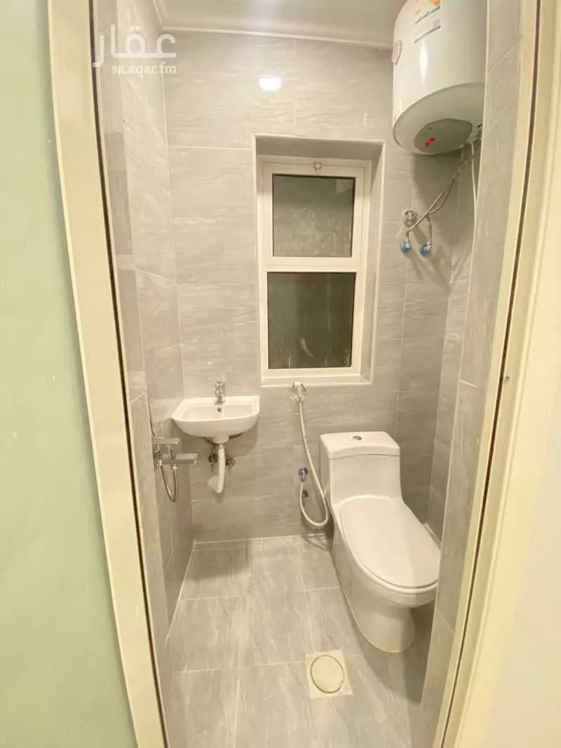 شقة 3 غرف في الحمرا 7