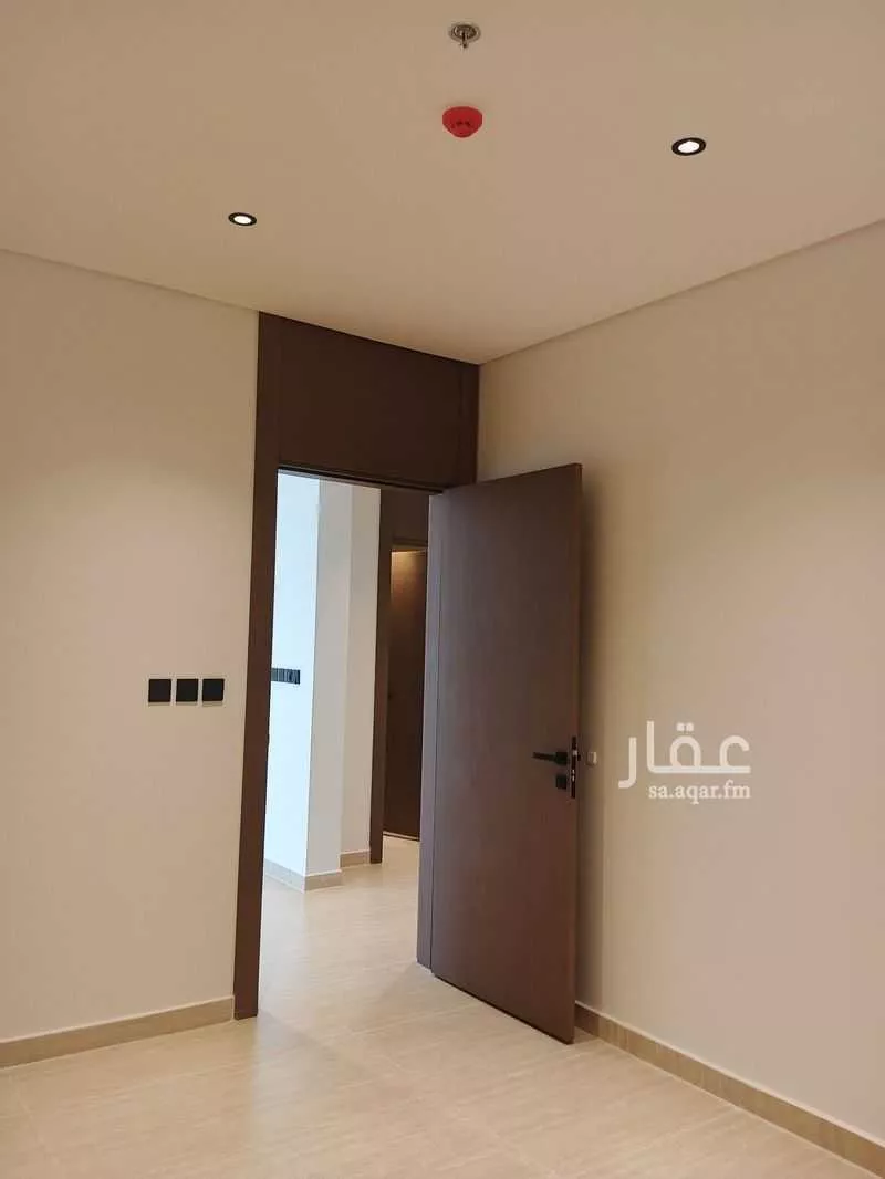 شقة 3 غرف في الخور 12