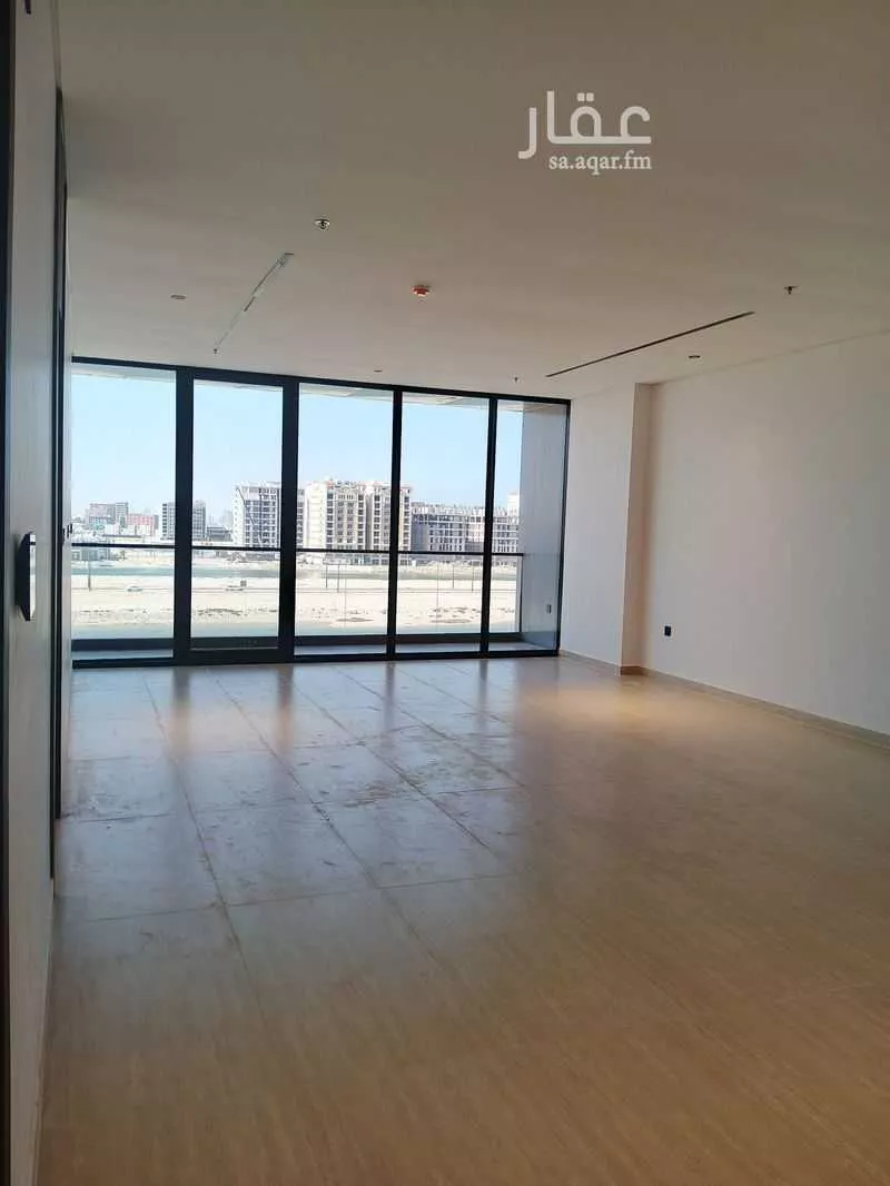 شقة 3 غرف في الخور 18