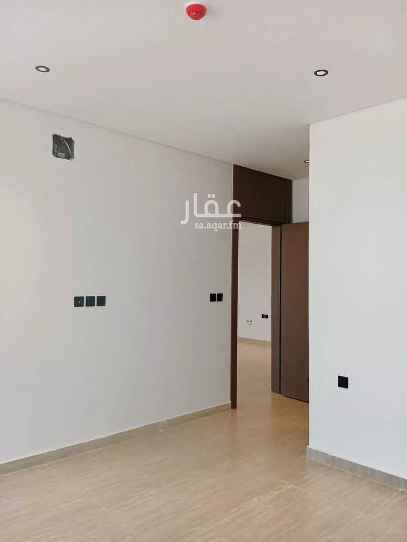 شقة 3 غرف في الخور 21