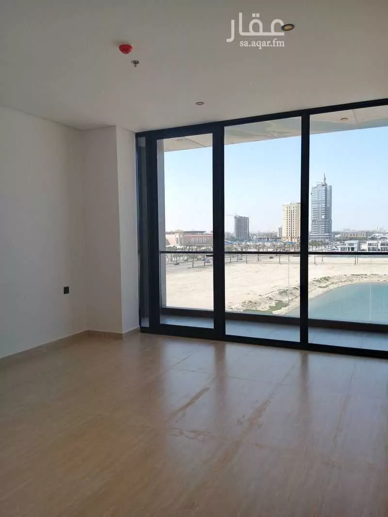 شقة 3 غرف في الخور 23