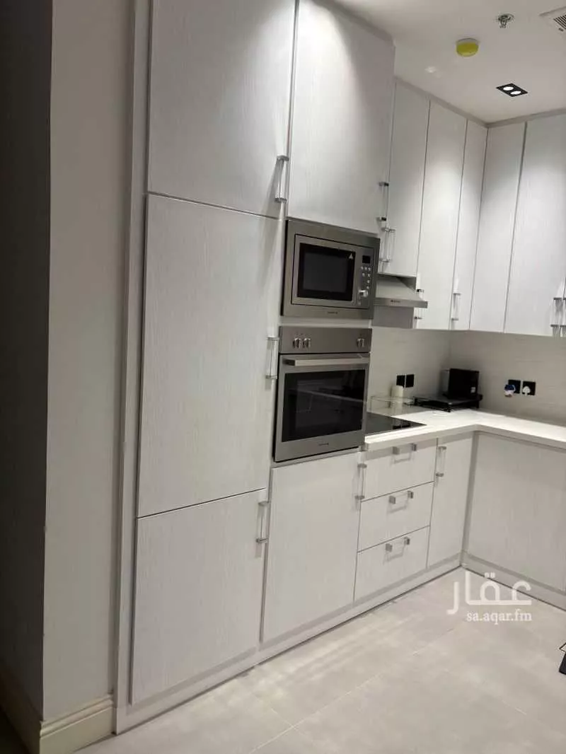 شقة 1 غرف في المعذر الشمالي 4