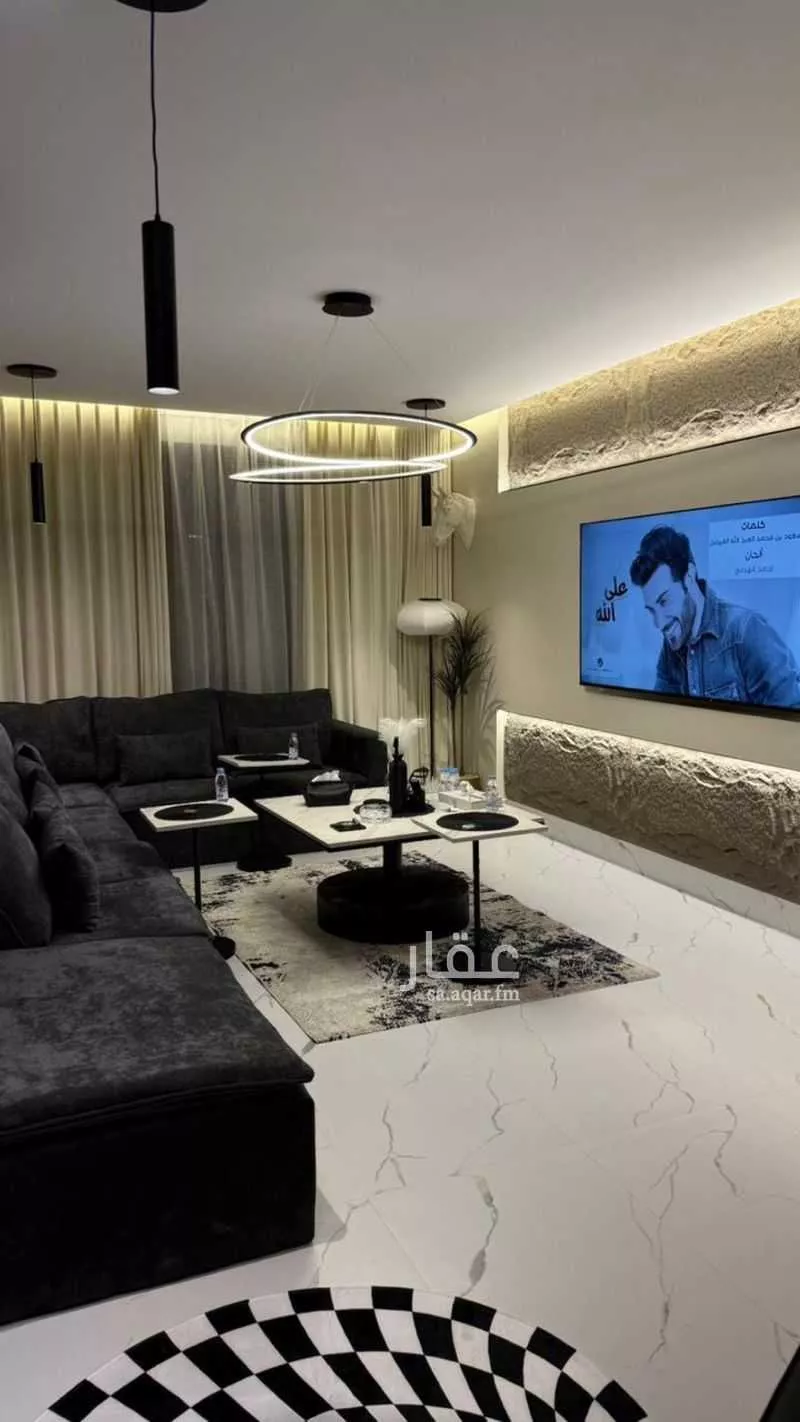 شقة 5 غرف في الحمرا 14