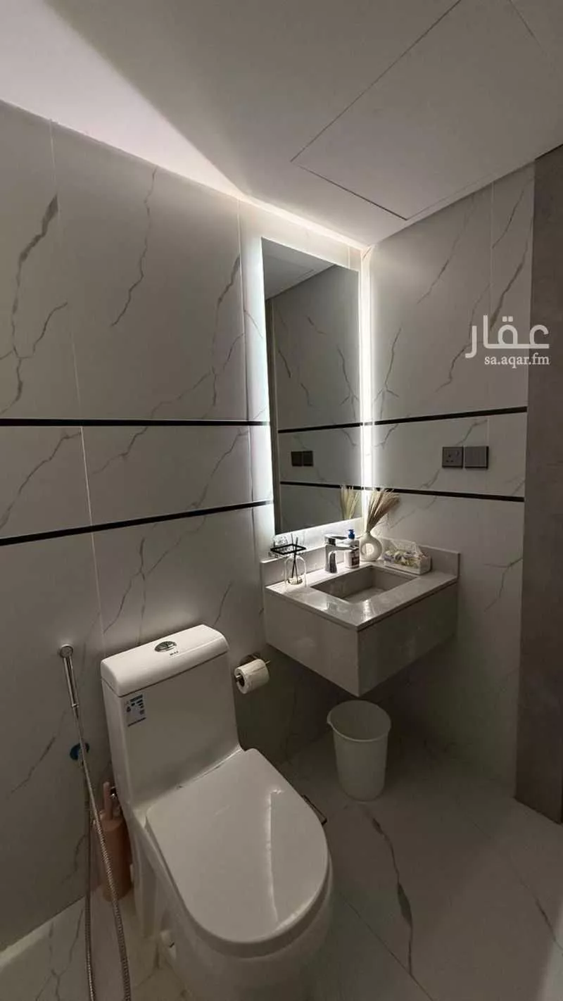 شقة 5 غرف في الحمرا 17