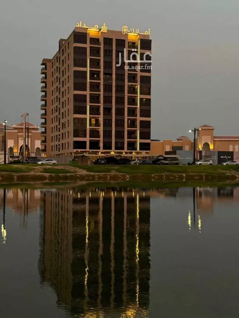 شقة 5 غرف في الحمرا 7