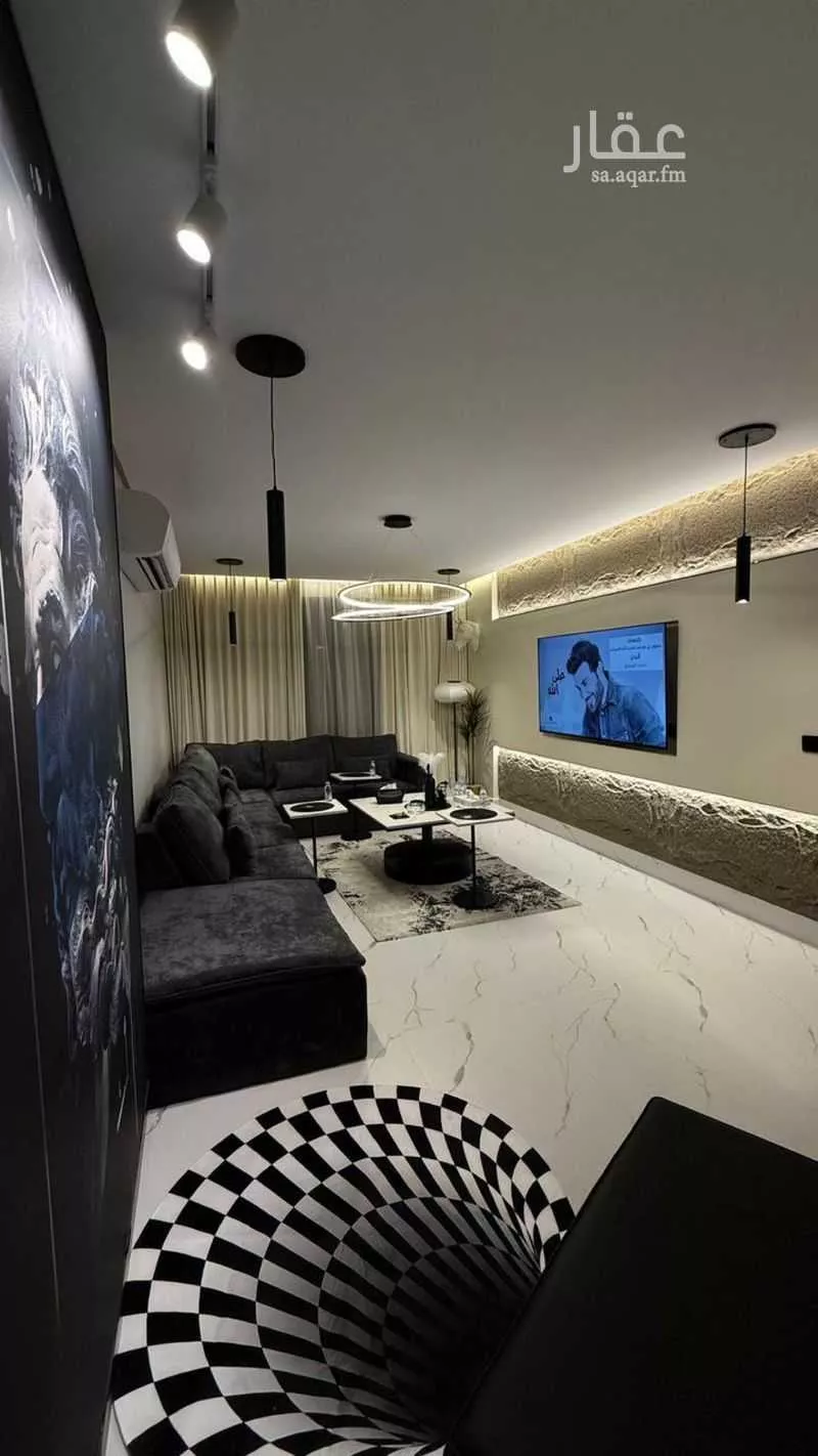 شقة 5 غرف في الحمرا 9