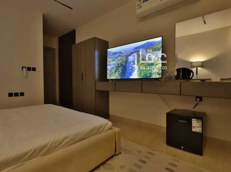 شقة 1 غرف في الحمرا 4