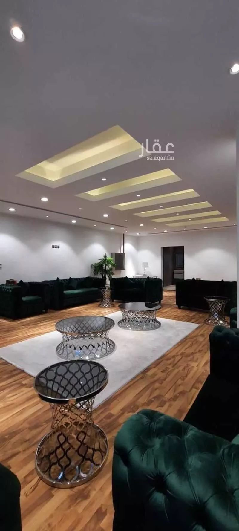 عمارة 837 م² في الحمرا 6