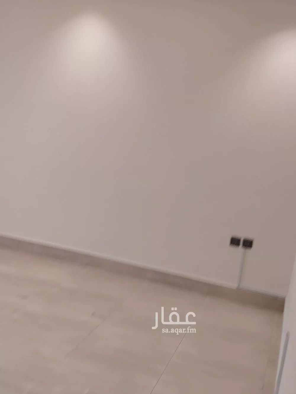 شقة 3 غرف في الملقا 10