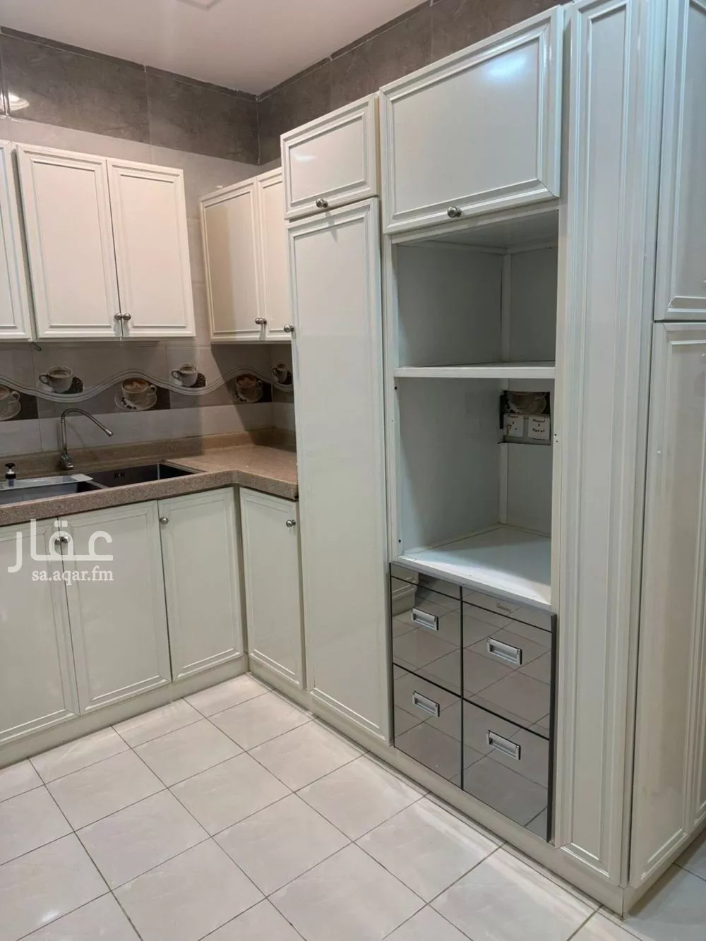 3 bedroom apartment in Dhahrat Namar, Riyadh 7