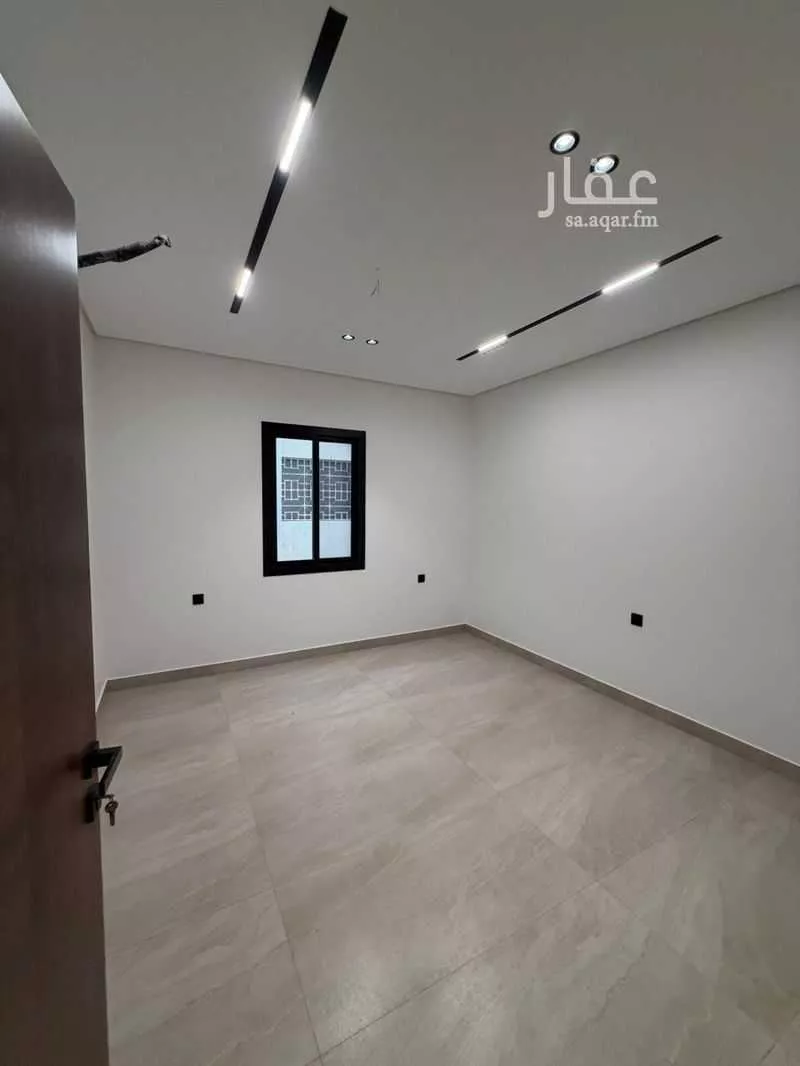 شقة 4 غرف في النعيم 5