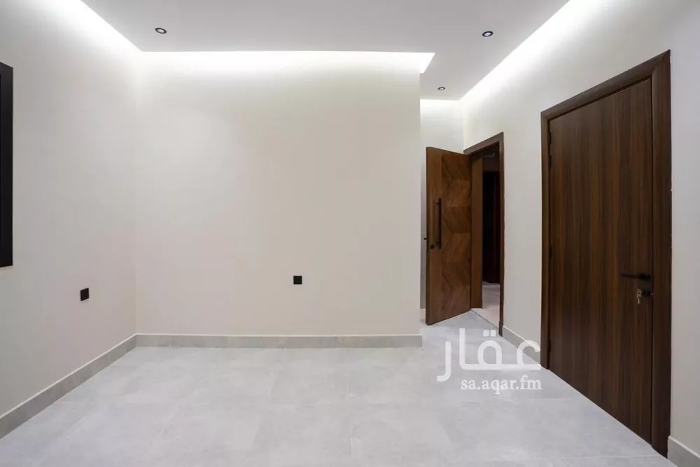 شقة 3 غرف في السلامة 12