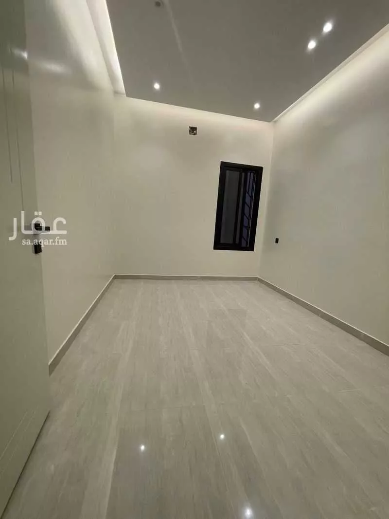 4 bedroom floor in As Suwaidi 9